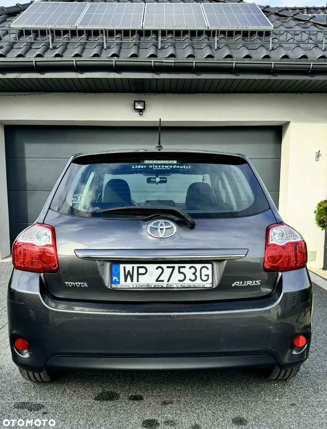 Toyota Auris - 2