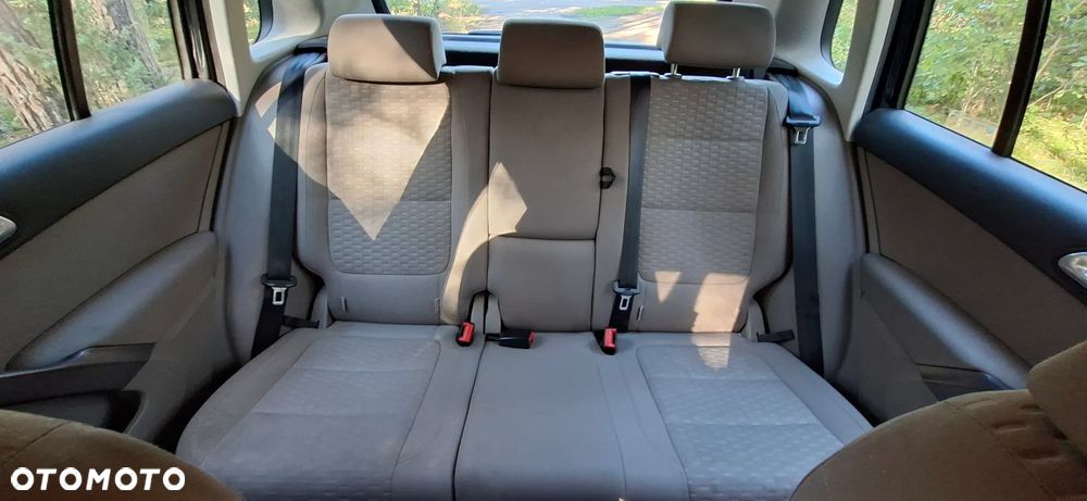 Volkswagen Tiguan 2.0 TDI 4Mot Track&Field - 10