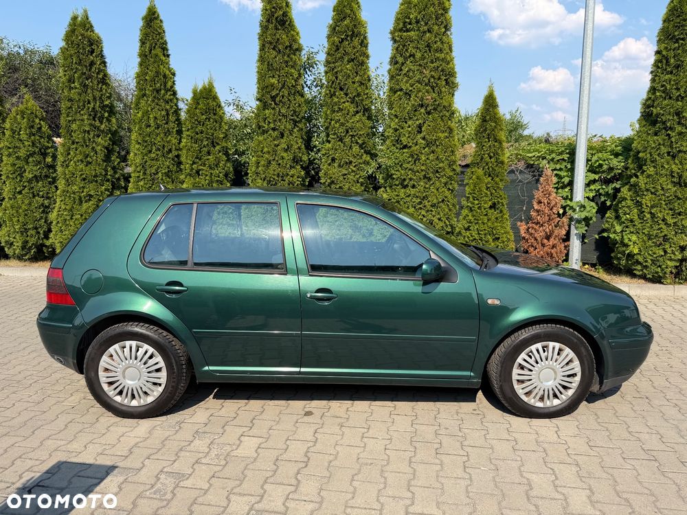 Volkswagen Golf - 9