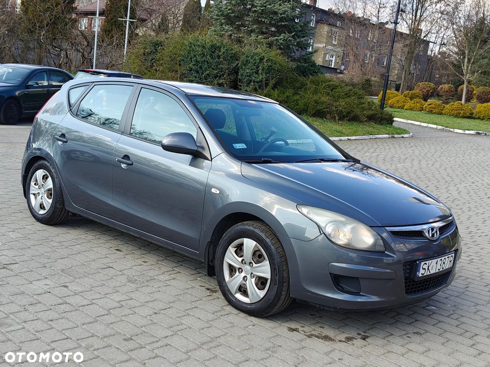 Kia Ceed - 12
