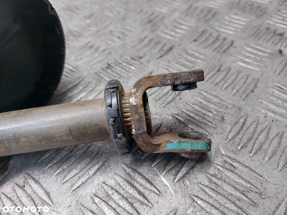 KRZYŻAK KOLUMNY KIEROWNICZEJ RAM 1500 I LIFT 13- - 5