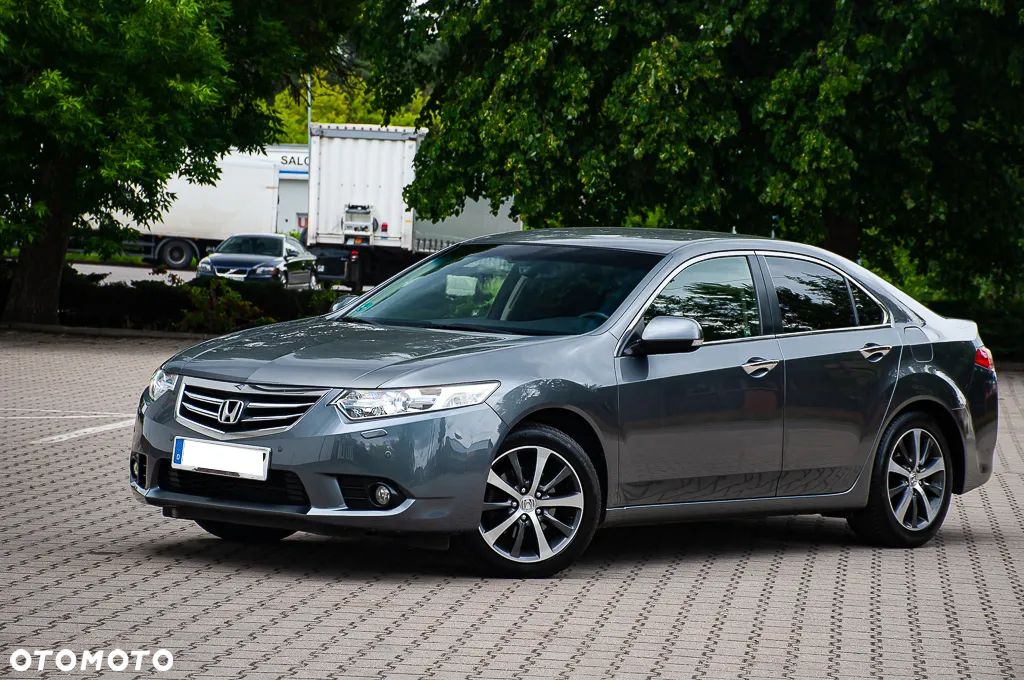 Honda Accord 2.0 Executive - 9