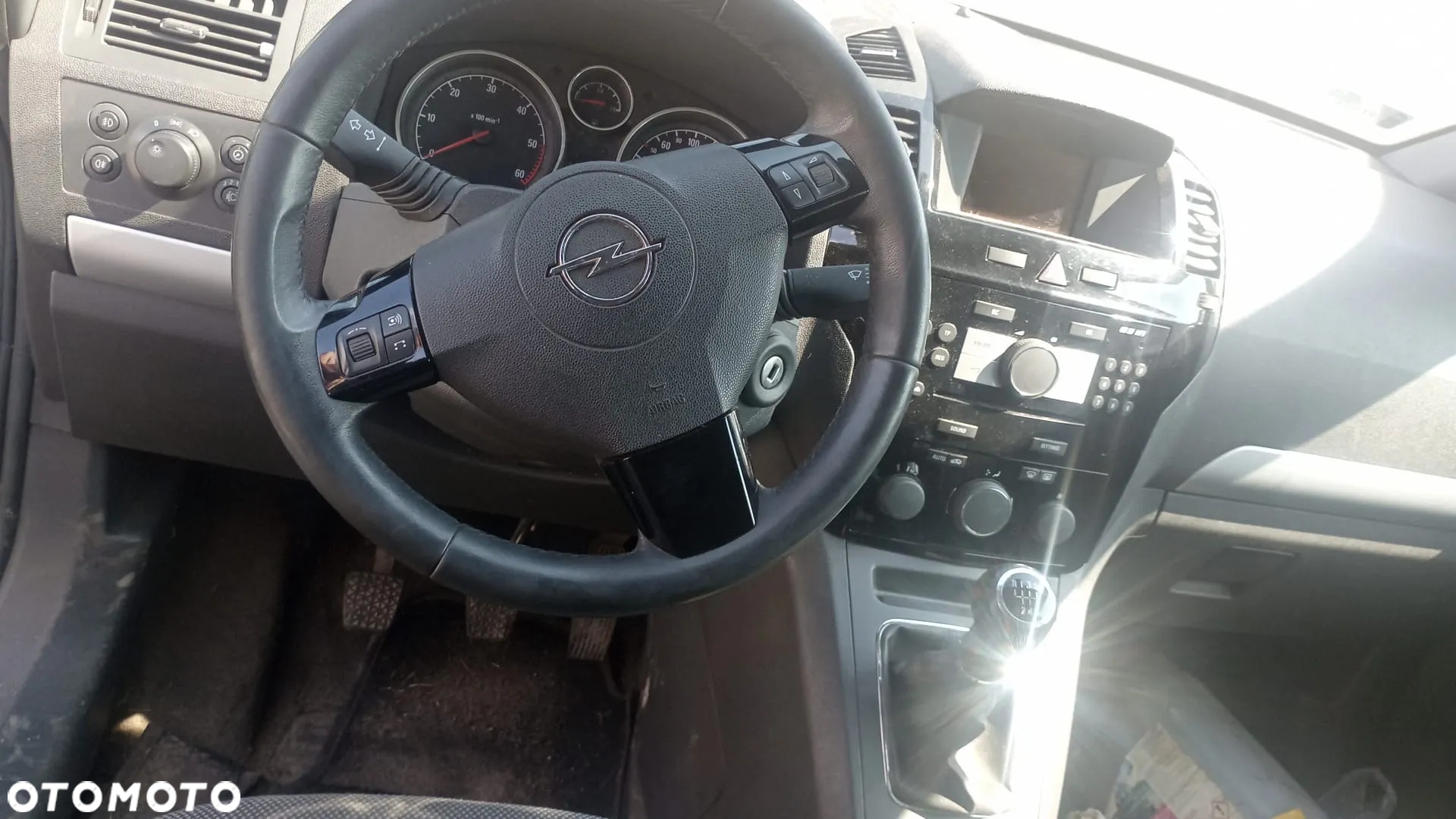 Zafira B lift Z176 zderzak maska blotnik lampa drzwi klapa - 10