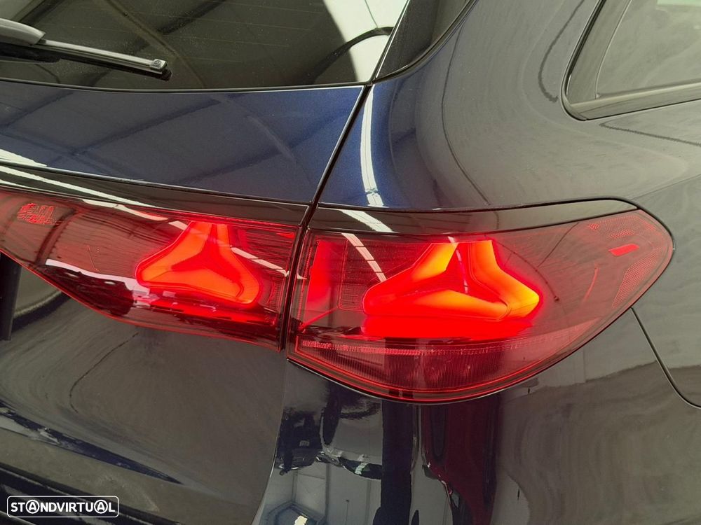 Mercedes-Benz E 300 de - 17