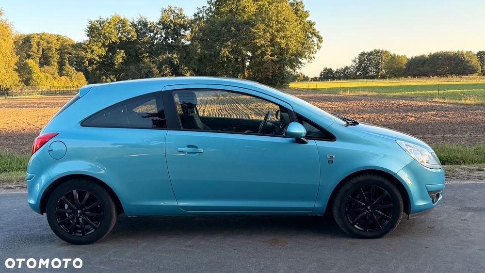 Opel Corsa 1.4 16V Edition 111 Jahre - 3