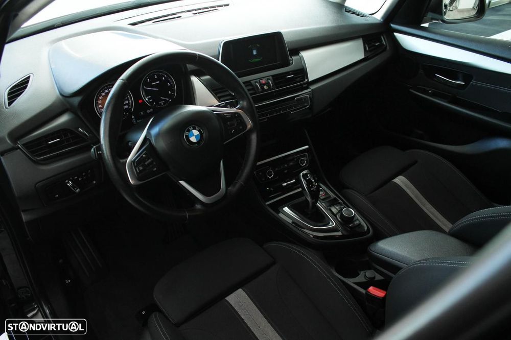 BMW 216 Active Tourer d Auto - 11