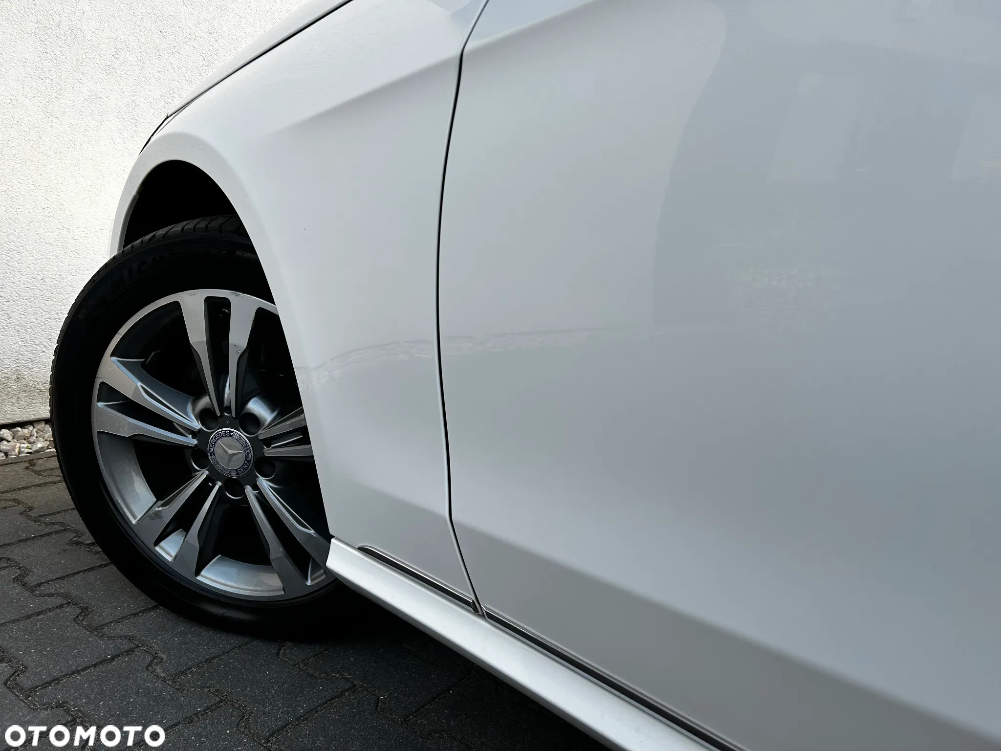 Mercedes-Benz Klasa E 220 BlueTEC 4-Matic Avantgarde - 34