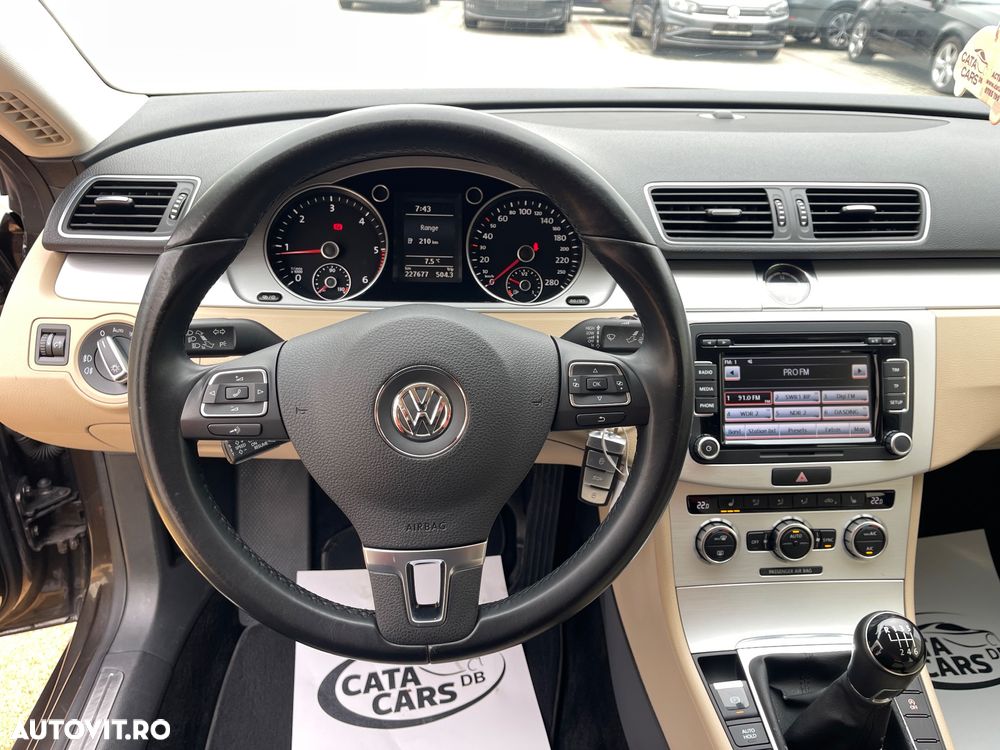 Volkswagen Passat CC 2.0 TDI BlueMotion Technology - 36