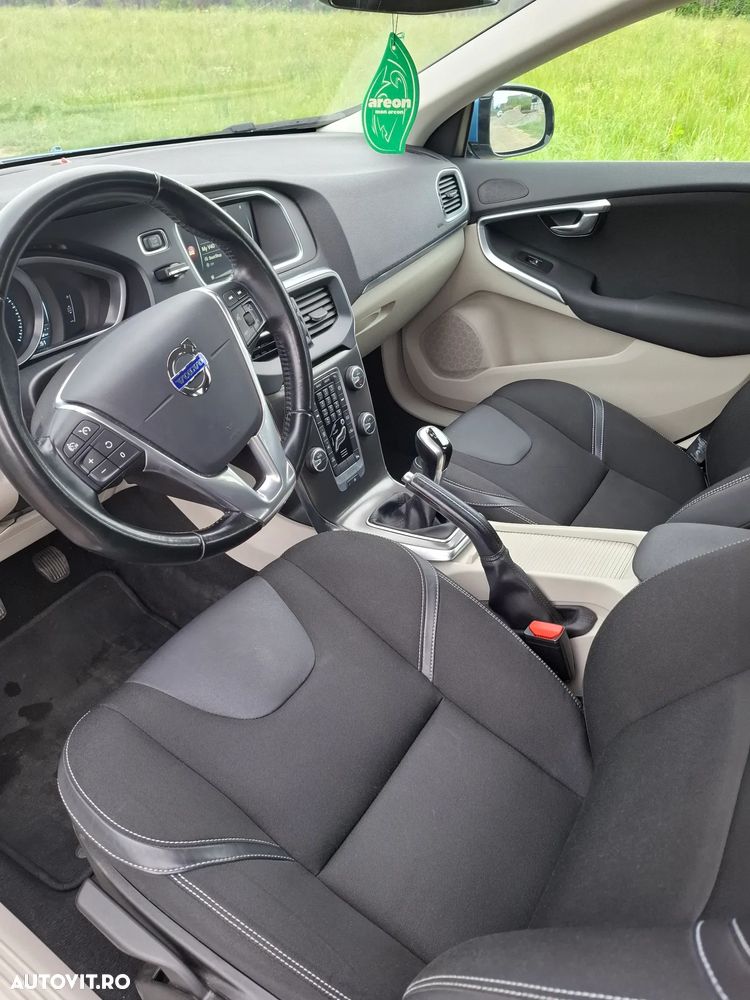 Volvo V40 D2 ECO Summum - 8