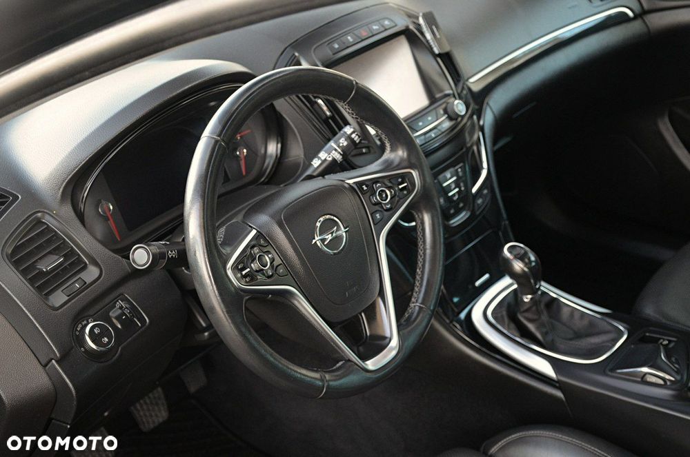 Opel Insignia - 14