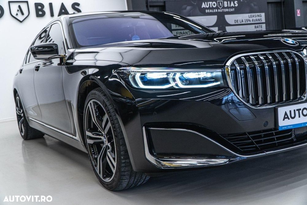BMW Seria 7 730Ld xDrive - 34