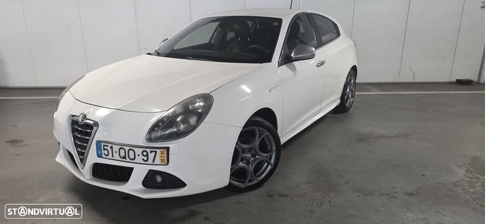 Alfa Romeo Giulietta 1.6 JTDm Exclusive - 1