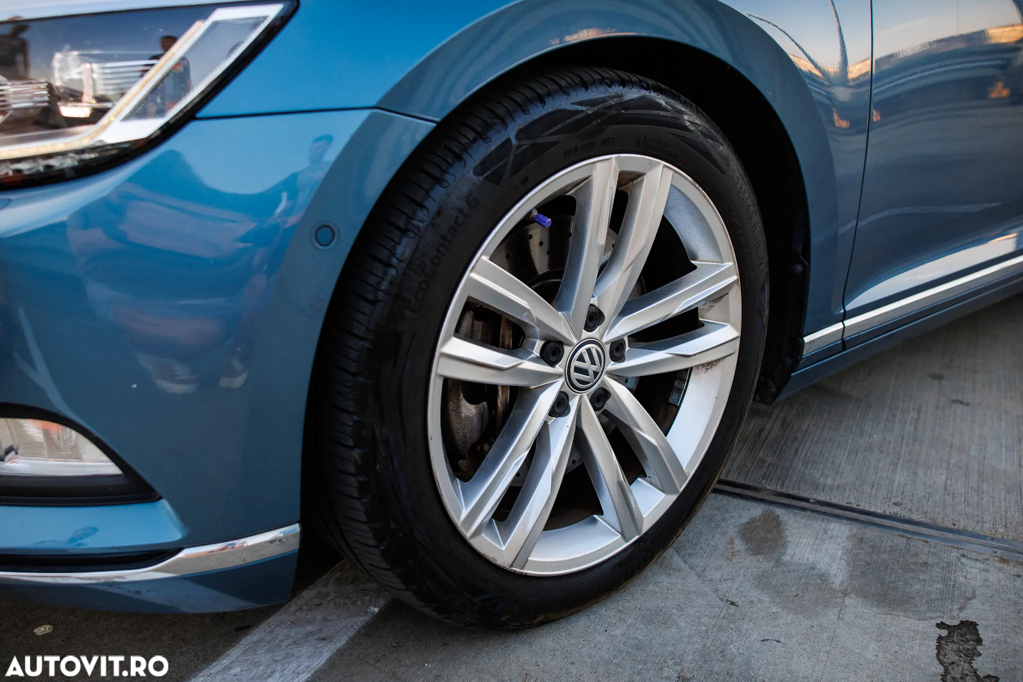 Volkswagen Passat Variant 2.0 TDI DSG 4Motion Highline - 9