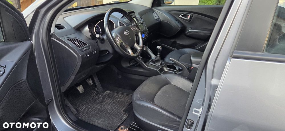 Hyundai ix35 1.7 CRDi Premium 2WD - 12
