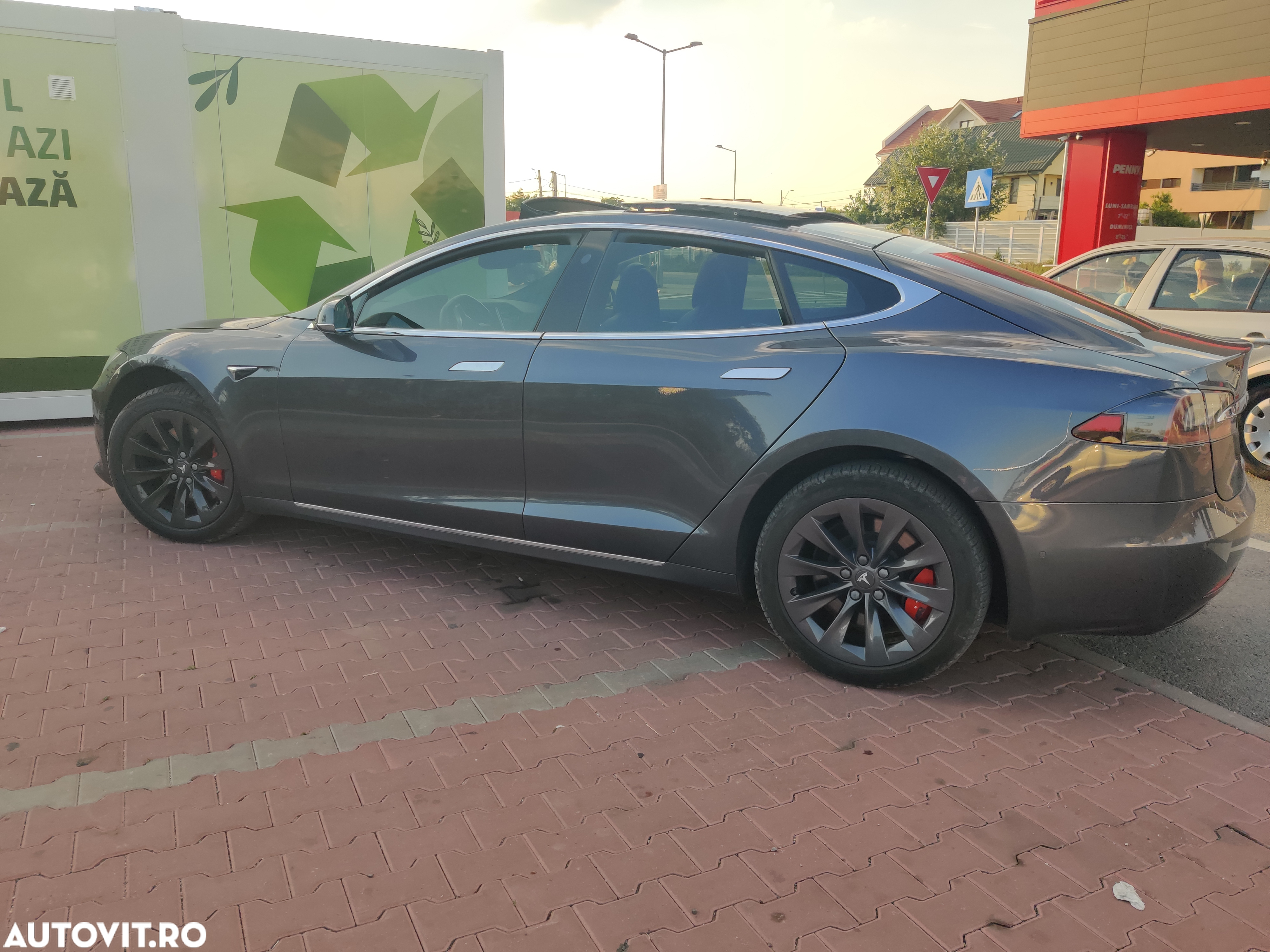 Tesla Model S 70D Allradantrieb - 11