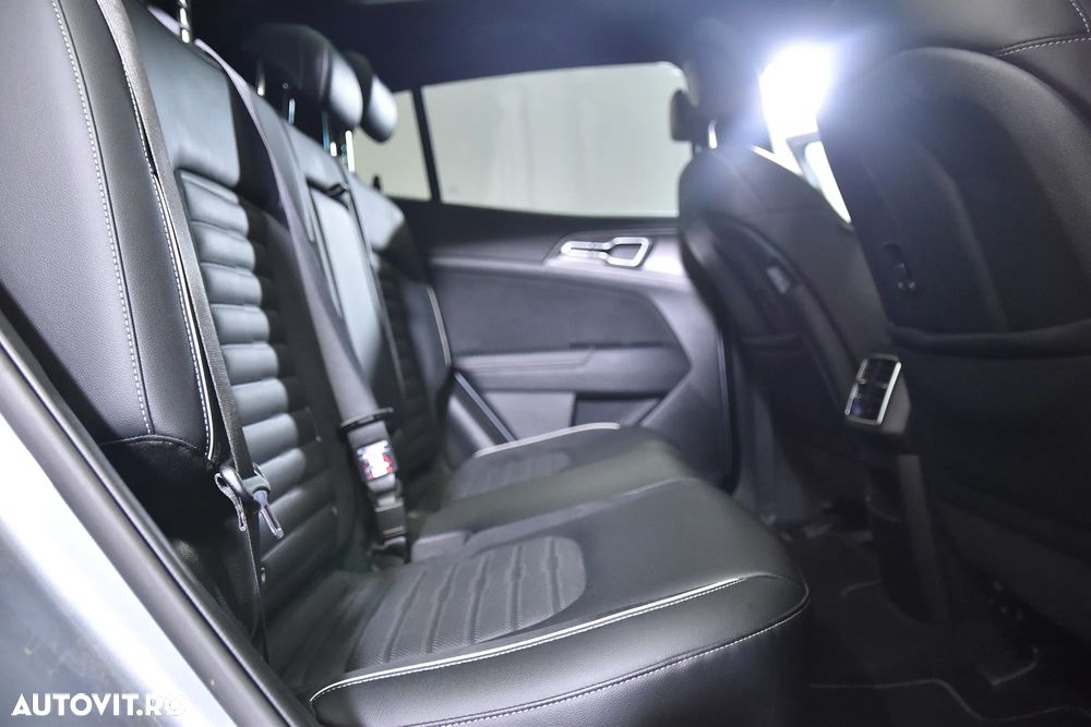 Kia Sportage 1.6 T-GDI PHEV 6AT 4x4 GT Line - 12