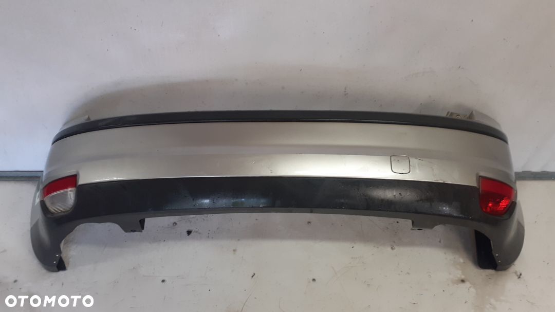 * ZDERZAK TYŁ TYLNY FORD FOCUS MK.2 II 03 SREBRNY - 1