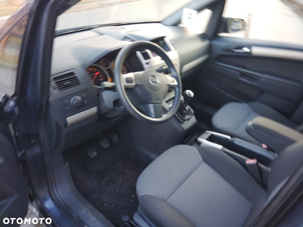 Opel Zafira 1.8 Enjoy - 20