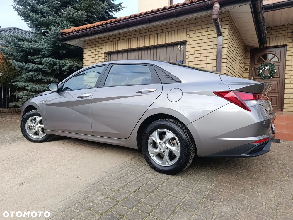 Hyundai Elantra 1.6 Modern - 5
