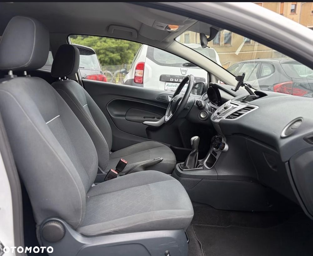 Ford Fiesta 1.25 Titanium - 8