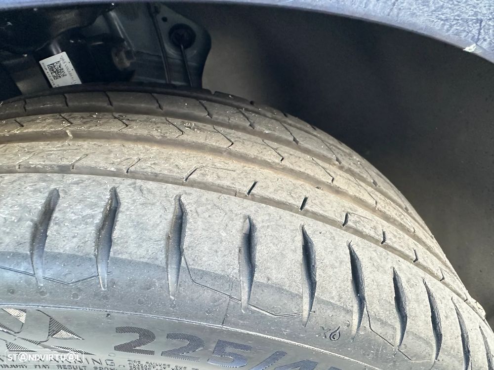 VW Golf 1.6 TDi R-Line - 25