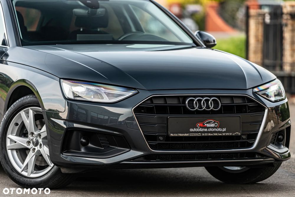 Audi A4 Avant 2.0 TDI ultra S tronic design - 10