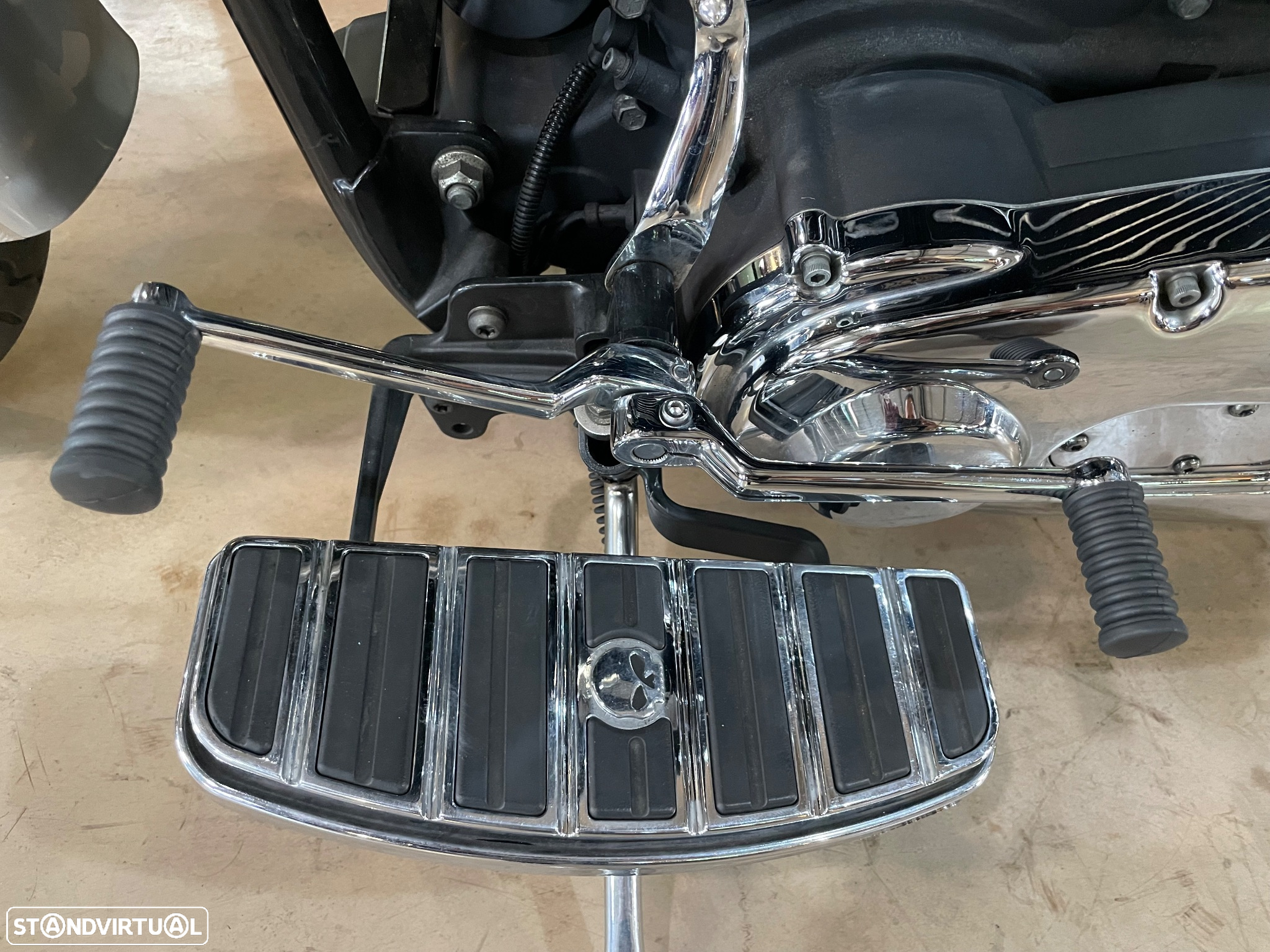 Harley-Davidson Fat Boy FLSTF Softail - 12