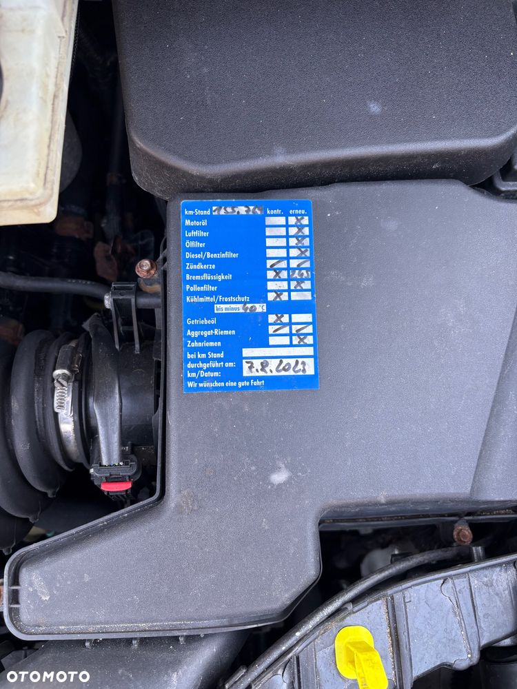 Ford C-MAX 1.6 TDCi Edition - 20