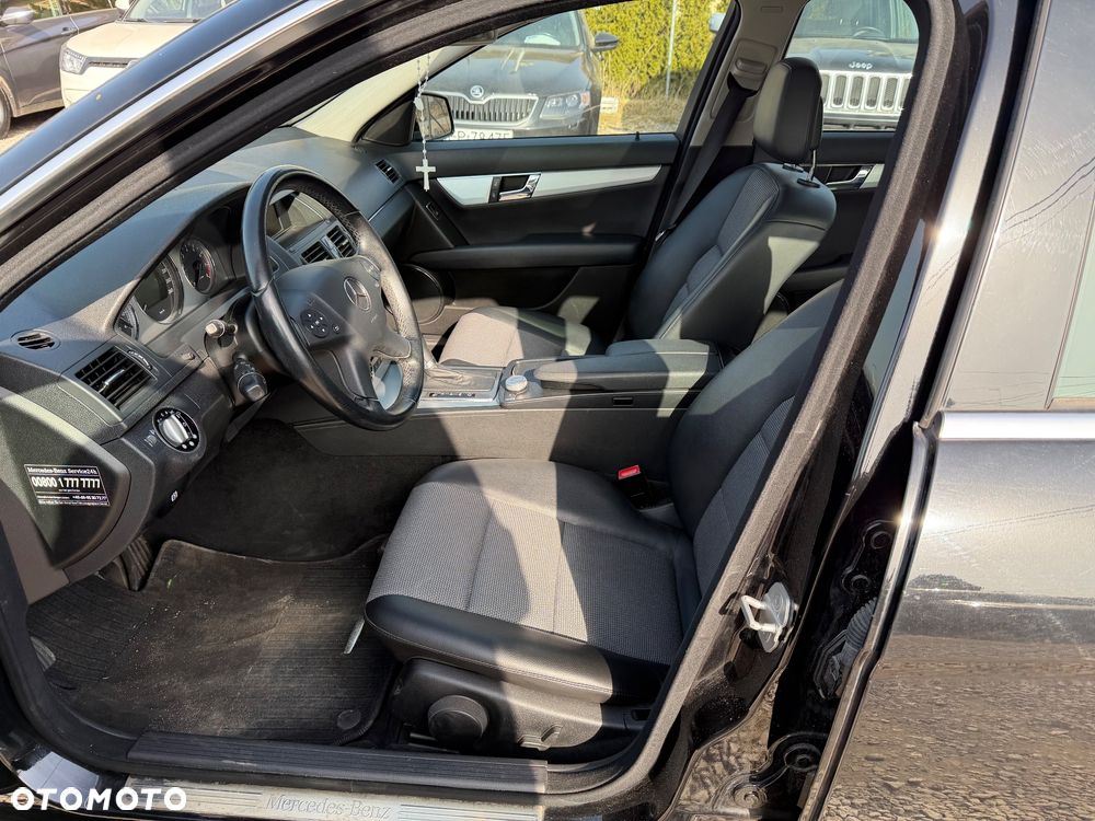 Mercedes-Benz Klasa C - 28