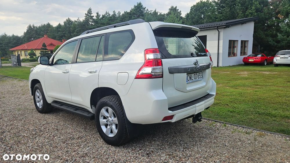 Toyota Land Cruiser - 3