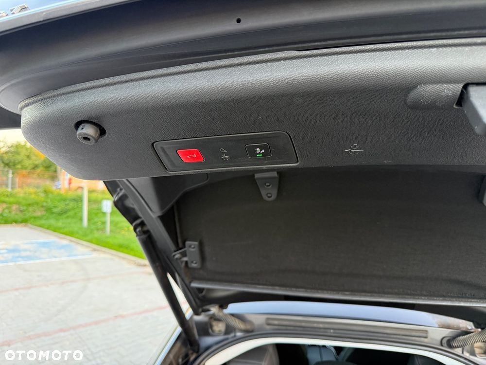 Peugeot 508 1.5 BlueHDi Allure Pack S&S EAT8 - 31