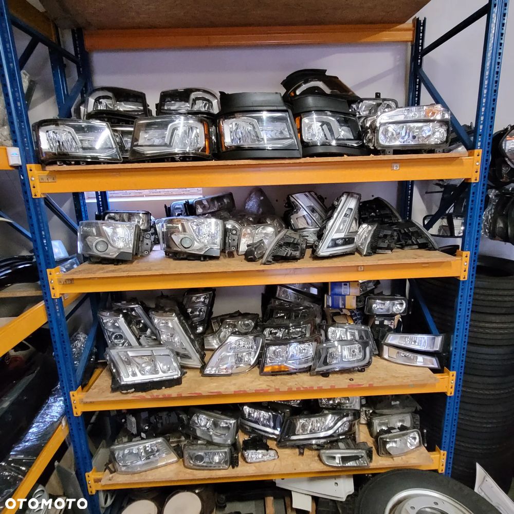 LAMPA ROBOCZA SCANIA RS NM.26743388 ORYGINAŁ CHWALIM116 - 5