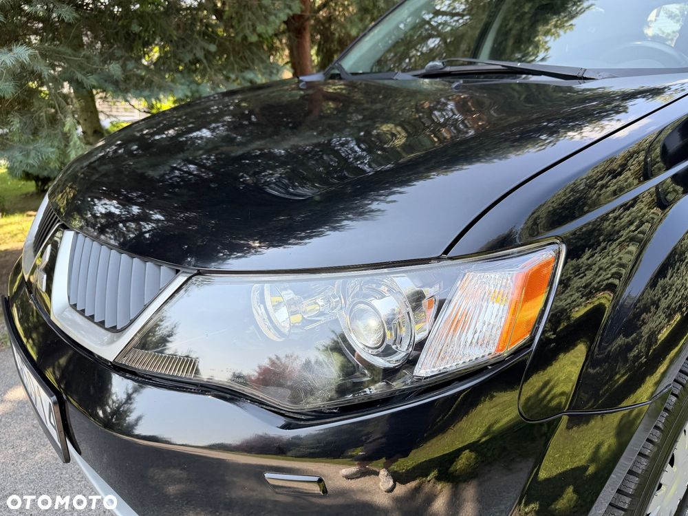 Mitsubishi Outlander 2.0 DID Intense + - 30
