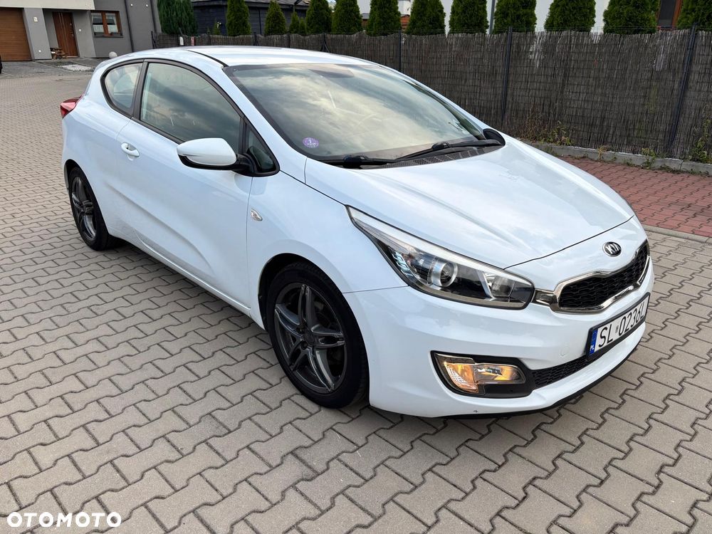 Kia ProCeed 1.4 XL - 11