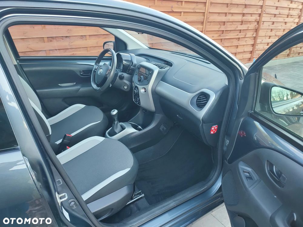 Toyota Aygo 1.0 VVT-i Sprint EU6 - 14