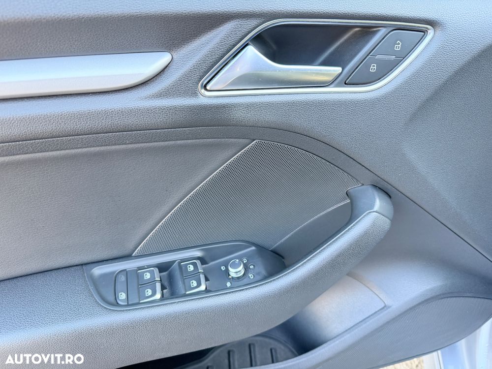 Audi A3 1.6 TDI S tronic Sport - 31