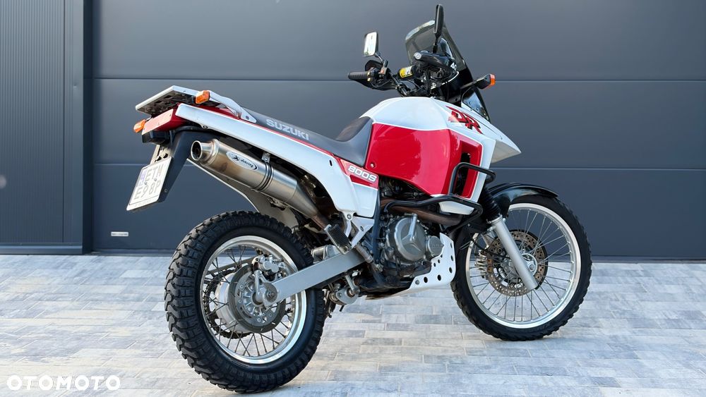 Suzuki DR - 10