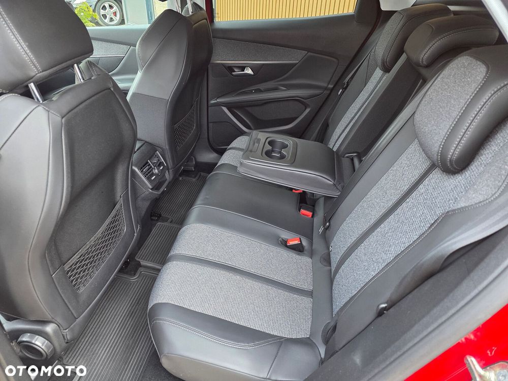 Peugeot 3008 - 13
