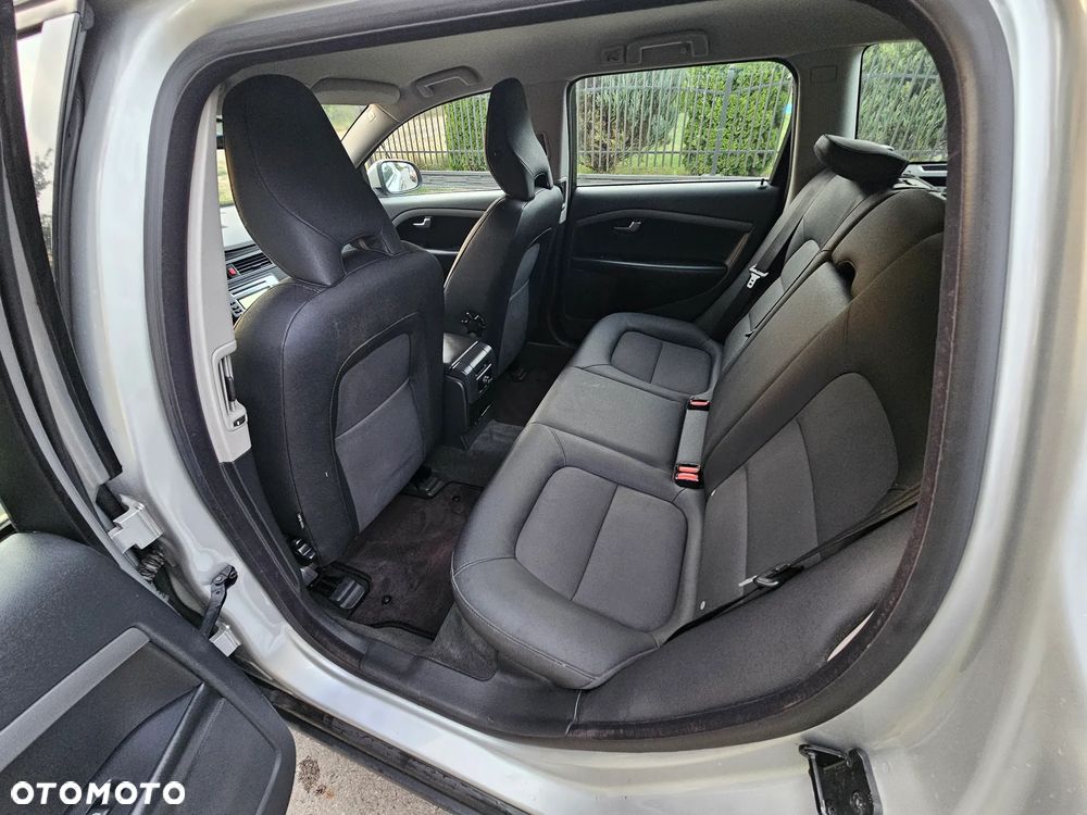 Volvo V70 2.0 - 15