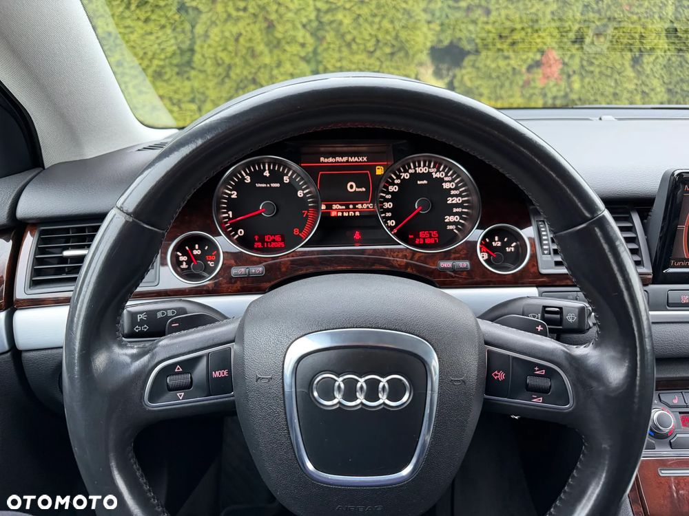Audi A8 4.2 FSI L Quattro - 35