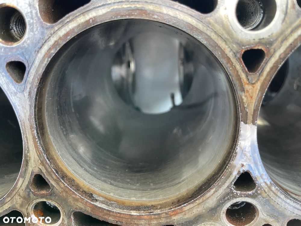GOŁY BLOK DÓŁ SILNIKA VW TOURAN I GOLF V AUDI A3 2.0 TDI 140KM BKD 038103021CJ - 12