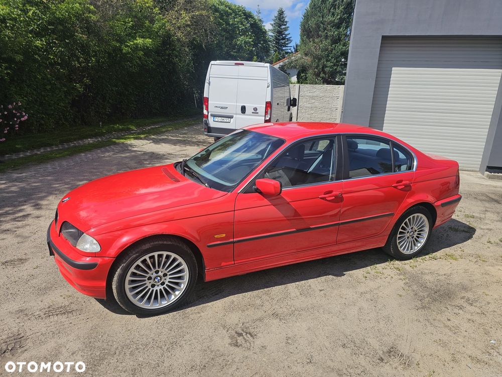 BMW Seria 3 - 1