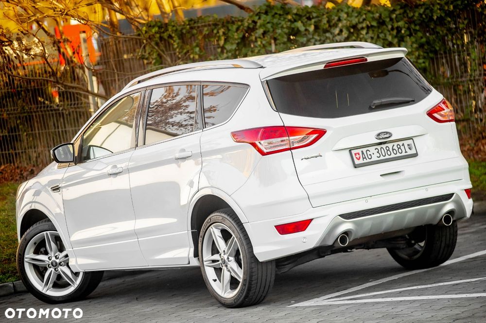Ford Kuga 2.0 TDCi 4x4 Titanium - 9