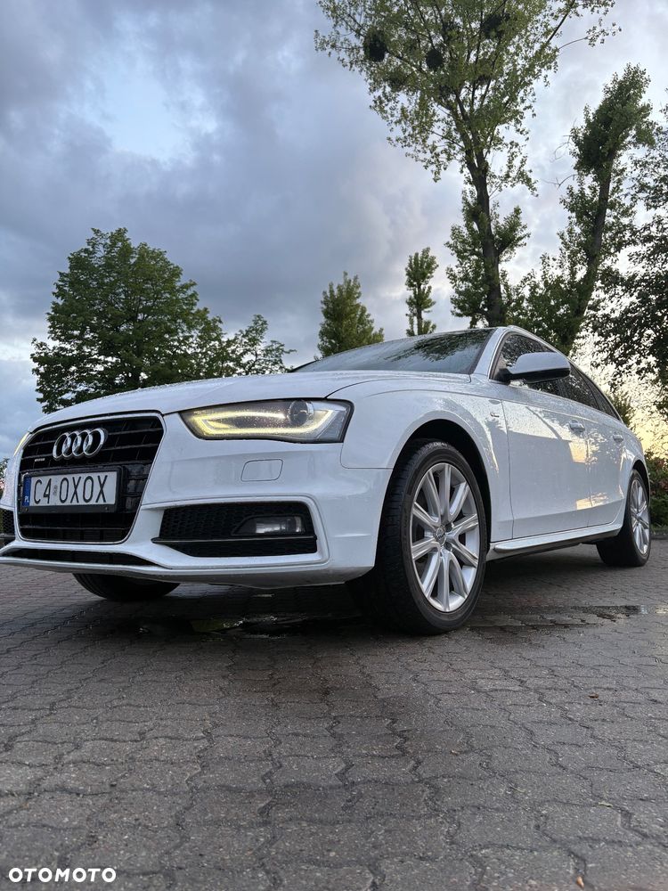 Audi A4 Avant 2.0 TDI Quattro Line S tronic - 1