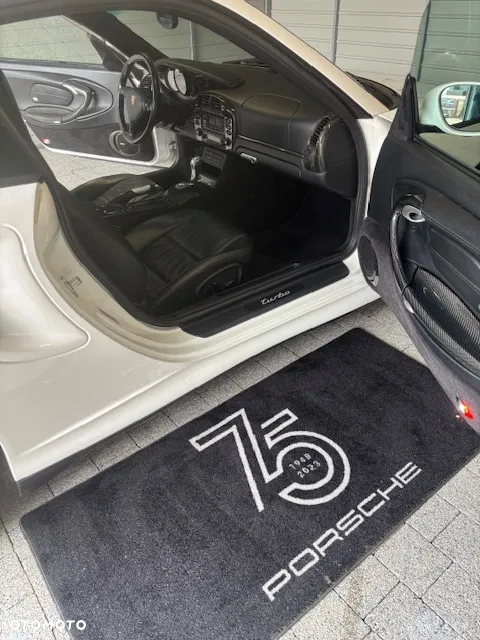 Porsche 911 - 19