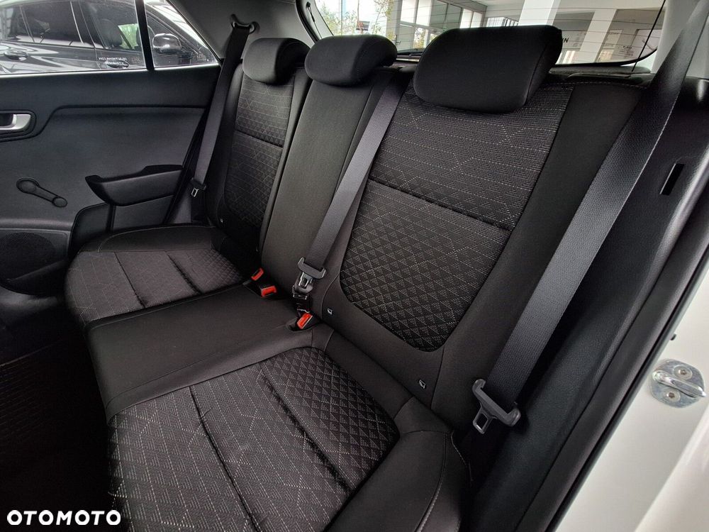 Kia Rio 1.0 T-GDI M - 23