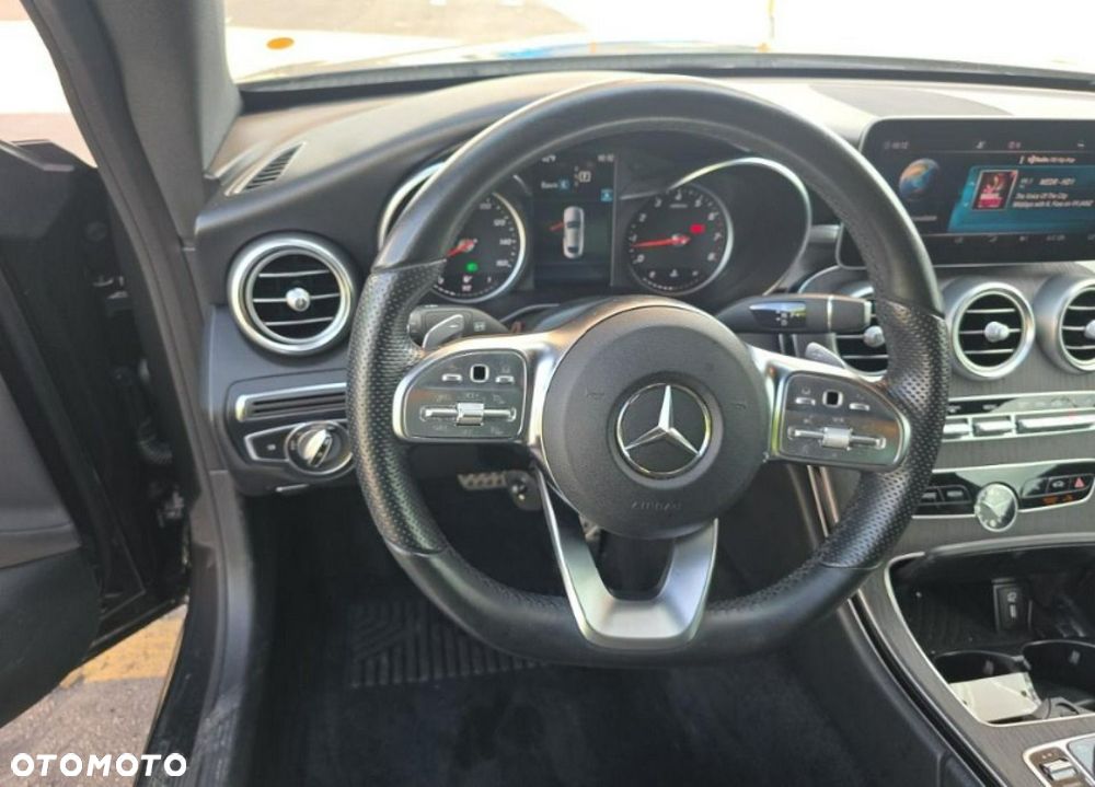 Mercedes-Benz Klasa C 300 9G-TRONIC AMG Line - 8