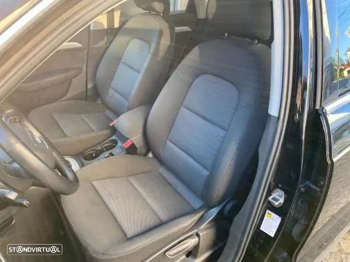 Audi Q3 2.0 TDI S tronic design - 17
