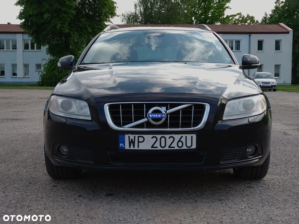 Volvo V70 D3 Summum - 8