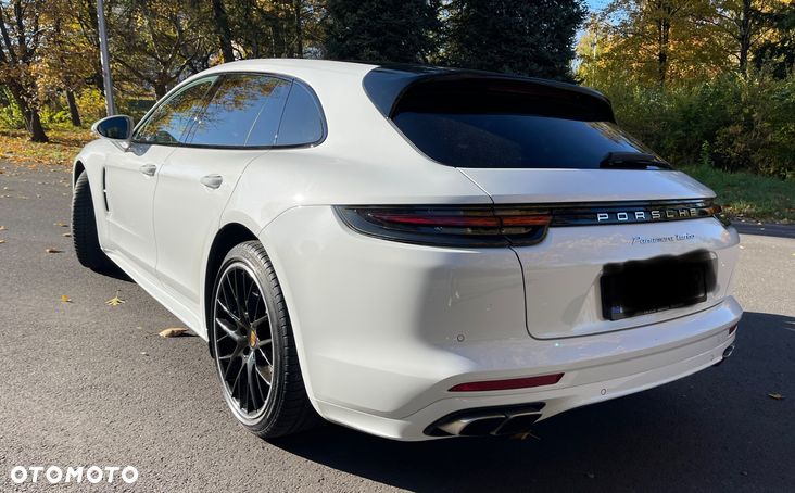 Porsche Panamera Turbo Sport Turismo